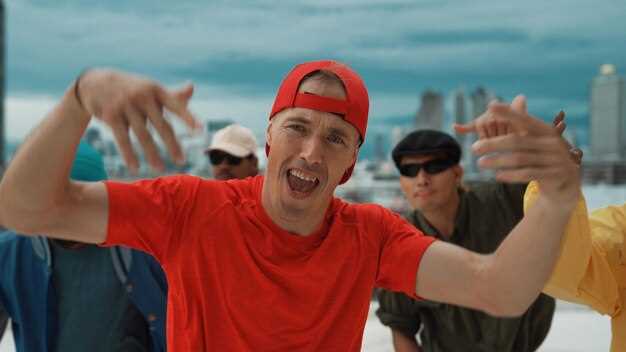 Why Jeep Wave Culture Builds Community